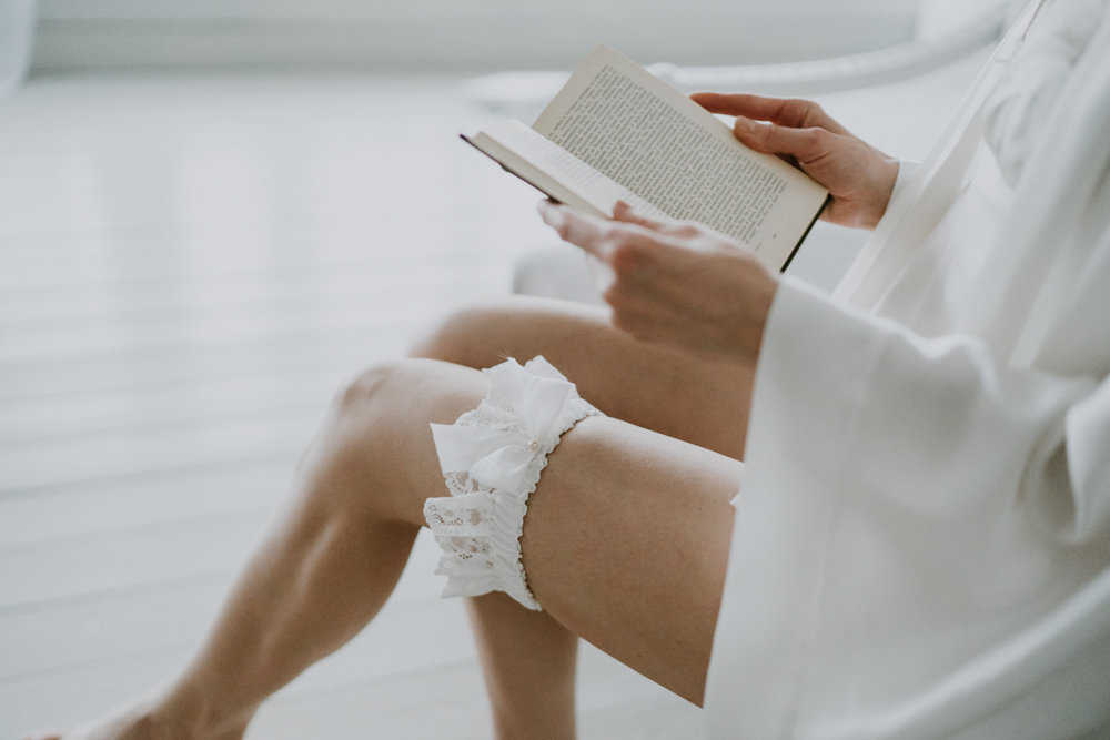 Lace Garters: The Timeless Trend for 2026 Weddings